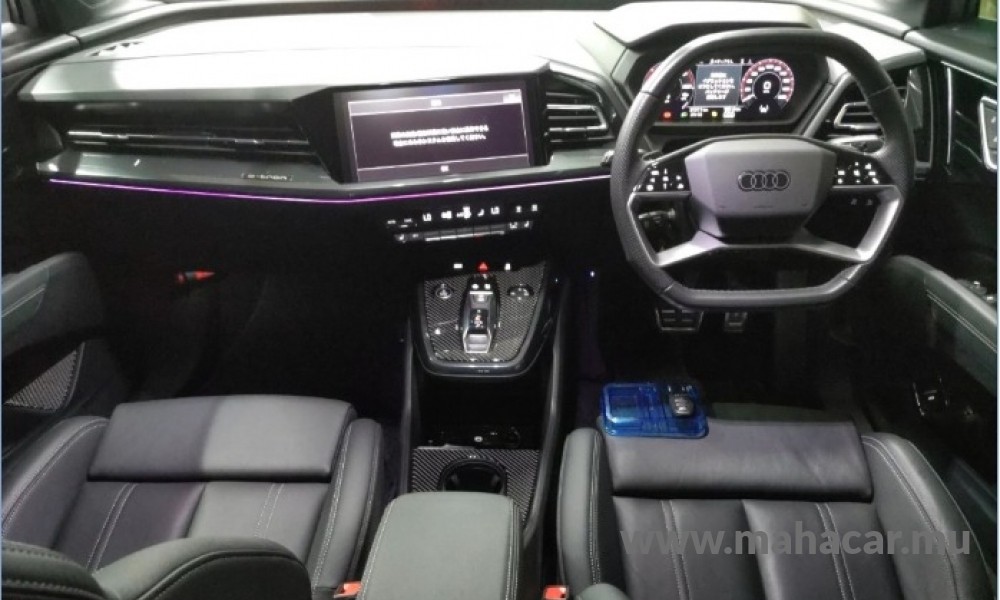 2023 AUDI Q4 photo 5