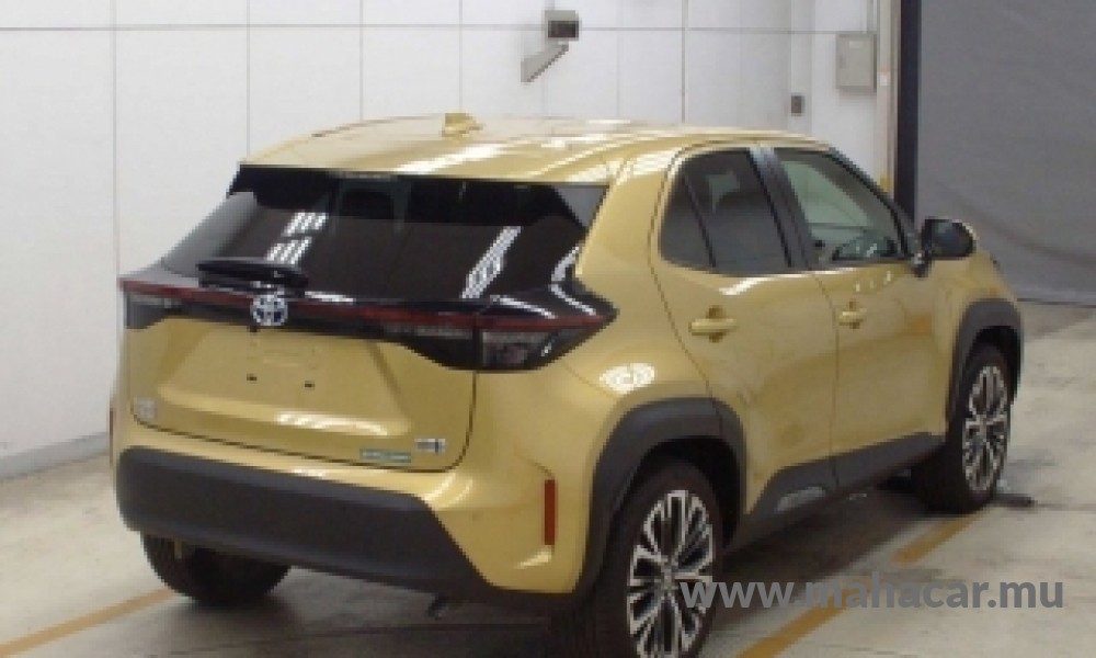 2022 Toyota Yaris Cross photo 2