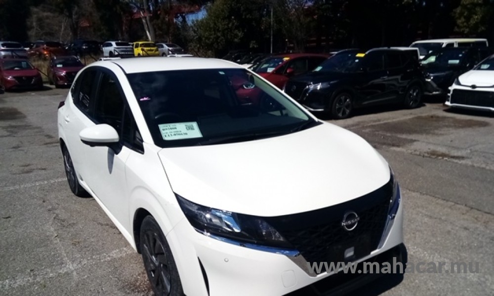 2022 Nissan NOTE E-POWER photo 2