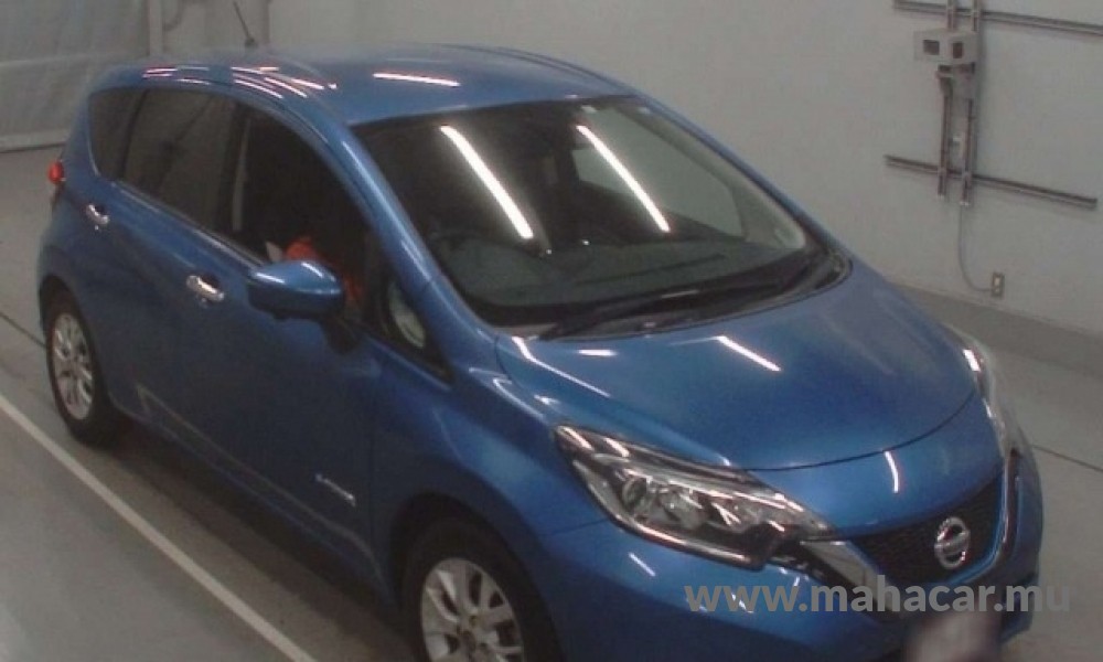 2020 Nissan NOTE E-POWER photo 5