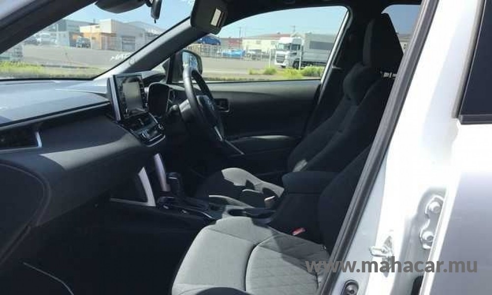 2023 Toyota COROLLA CROSS photo 9