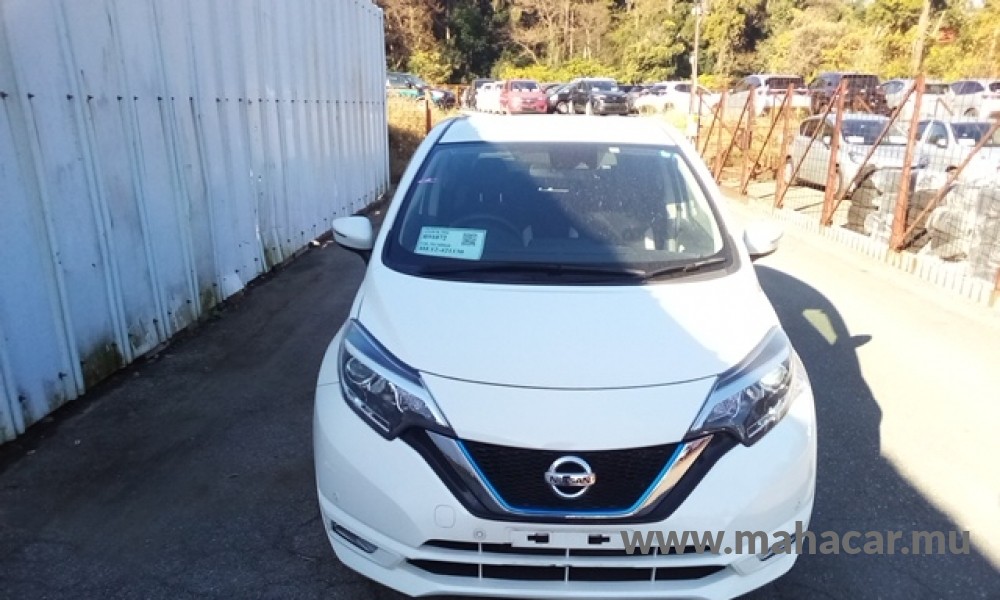 2020 Nissan NOTE E-POWER, White