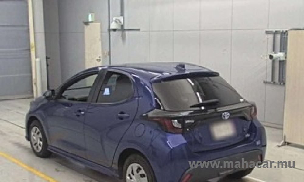 2021 Toyota Yaris Hybrid photo 6