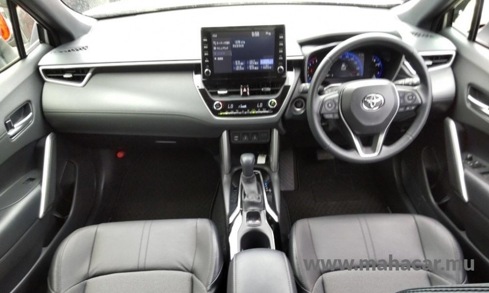 2022 Toyota COROLLA CROSS photo 3