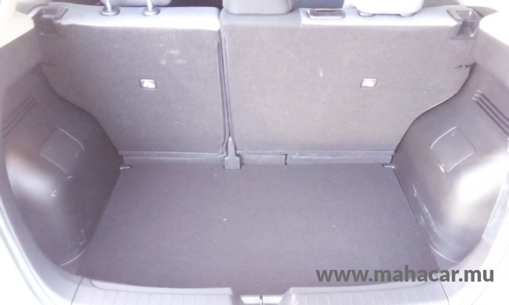 2021 Nissan NOTE E-POWER photo 6