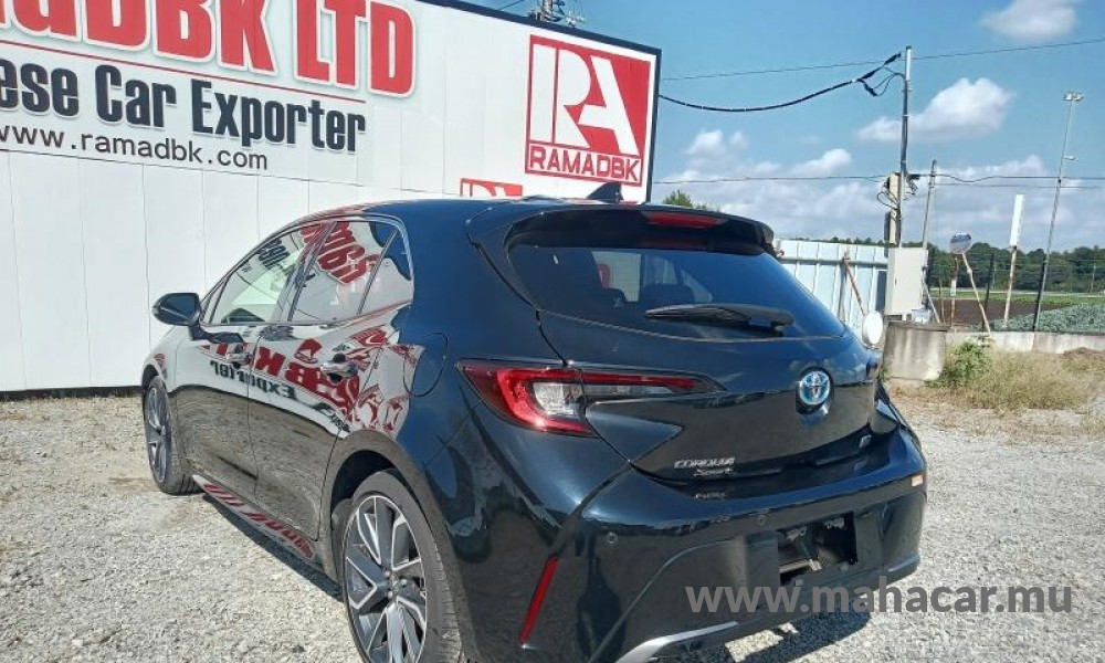 2023 Toyota COROLLA SPORT photo 3