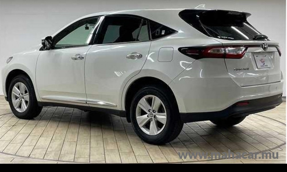 2020 Toyota Harrier photo 8
