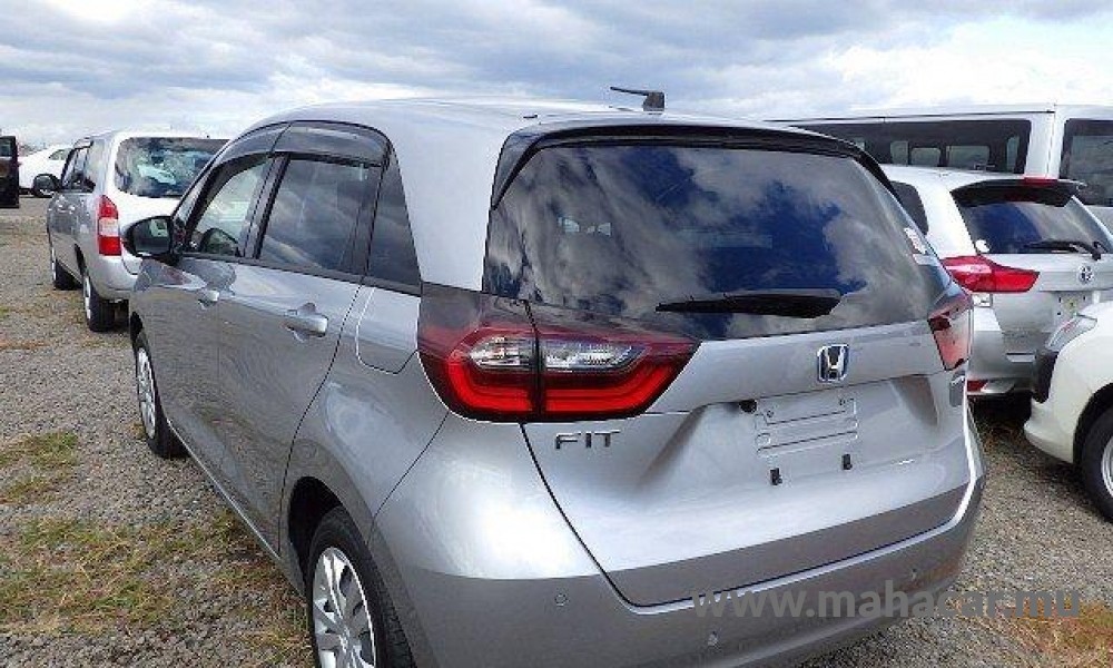 2021 Honda FIT HYBRID photo 3