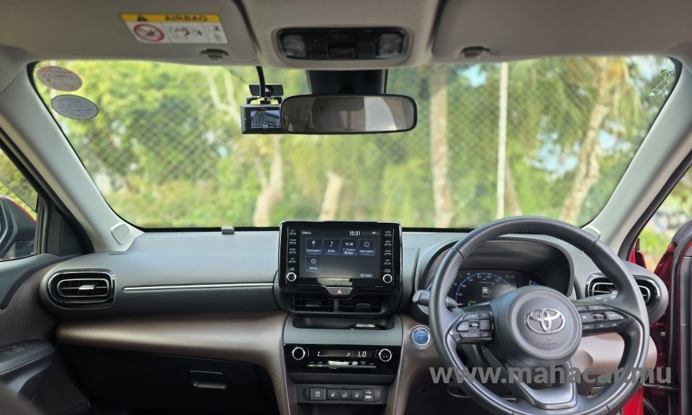 2022 Toyota Yaris Cross Hybrid photo 4
