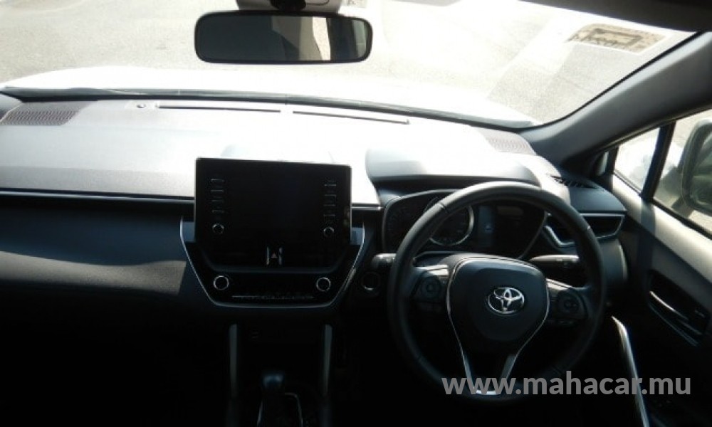 2023 Toyota COROLLA CROSS photo 8