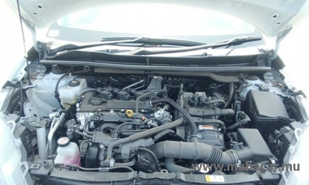 2022 Toyota Yaris Hybrid photo 4