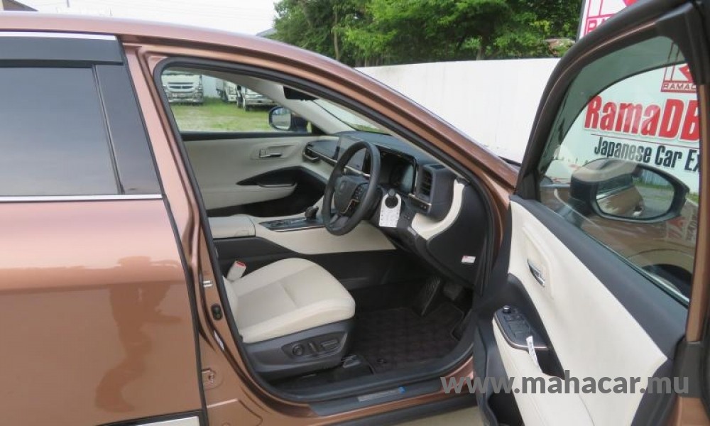 2023 Toyota Crown photo 10
