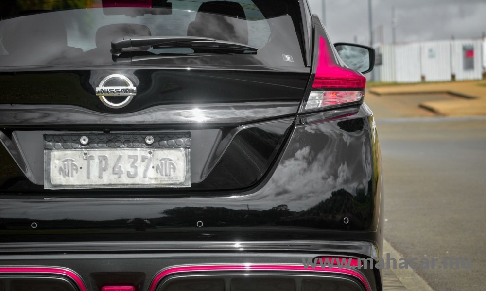 2019 Nissan Leaf Nismo photo 12