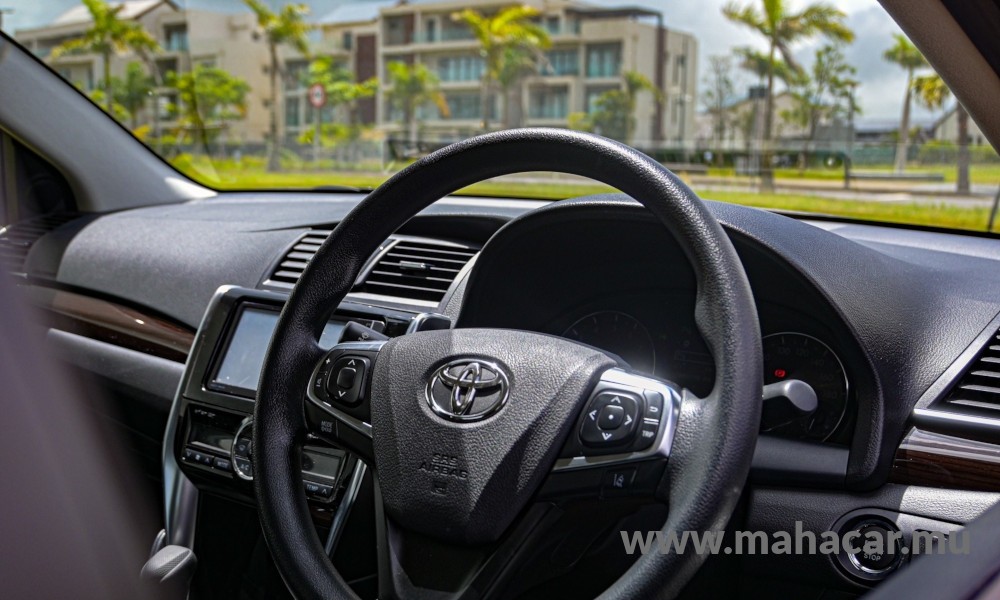 2021 Toyota photo 3