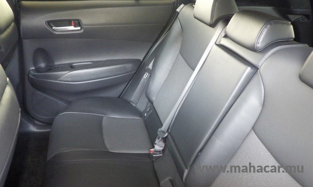 2023 Toyota COROLLA CROSS photo 6