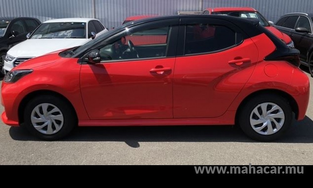 2020 Toyota Yaris photo 4