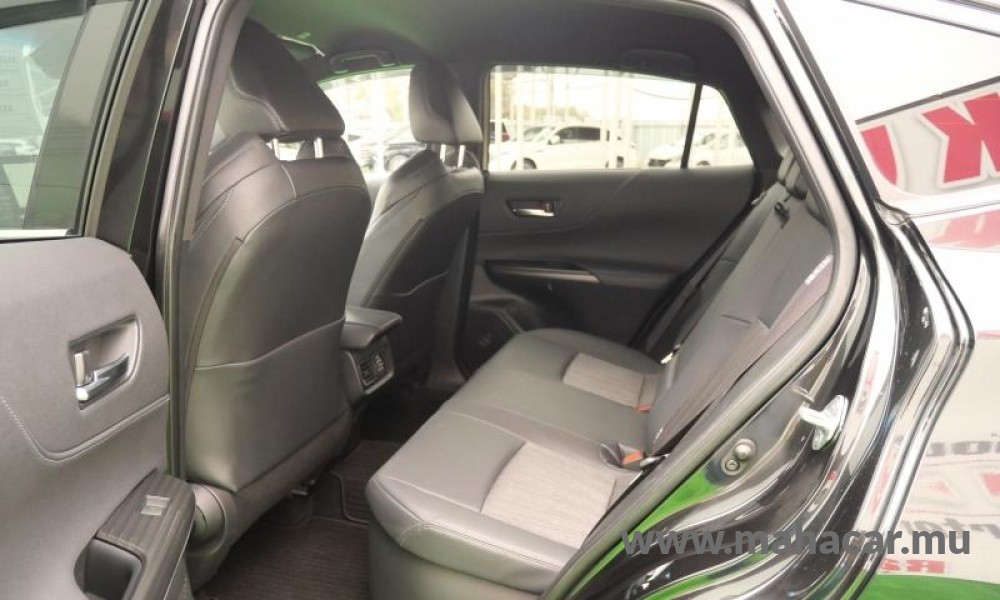 2023 Toyota Harrier photo 8