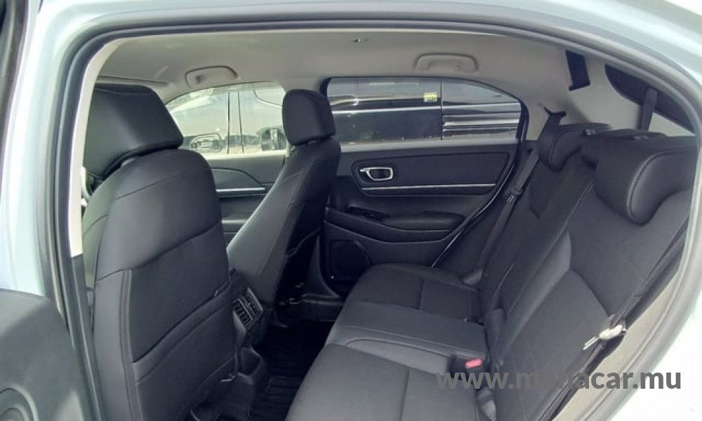 2023 Honda VEZEL Z HYBRID photo 19