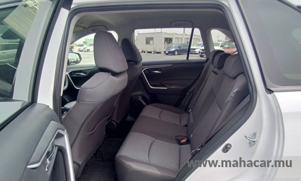 2023 Toyota Rav4 photo 16