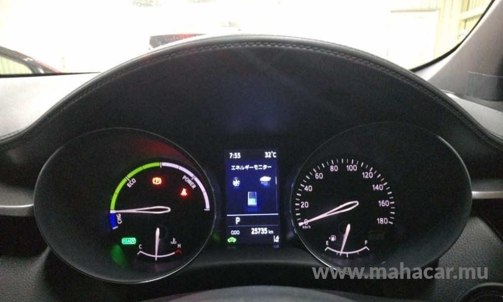 2021 Toyota CHR HYBRID photo 4