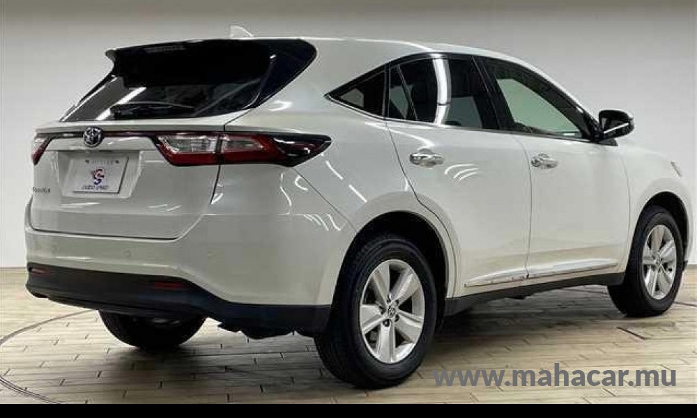 2020 Toyota Harrier photo 7
