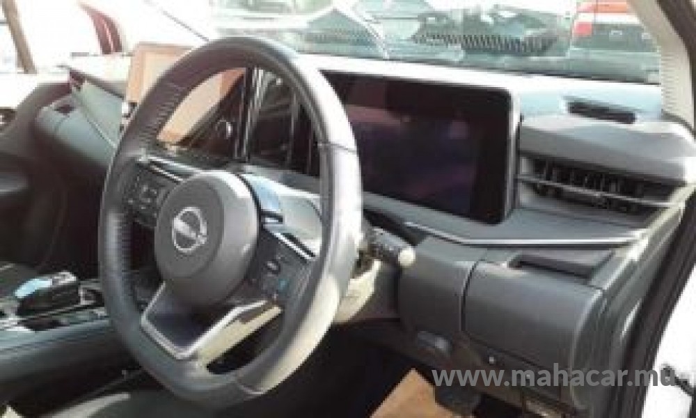 2021 Nissan NOTE E-POWER photo 3