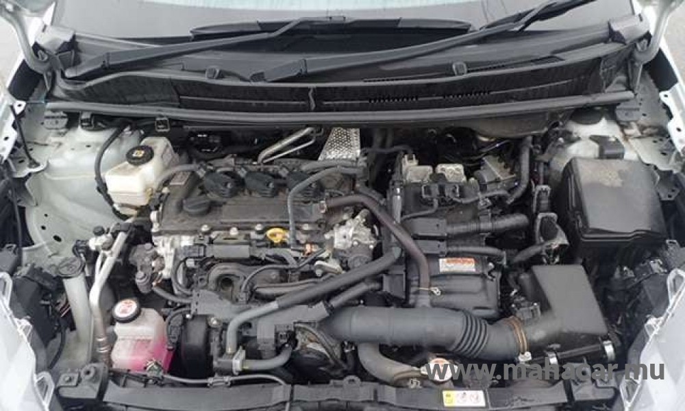 2022 Toyota Yaris Hybrid photo 4