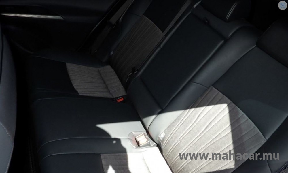 2021 Toyota Harrier photo 5