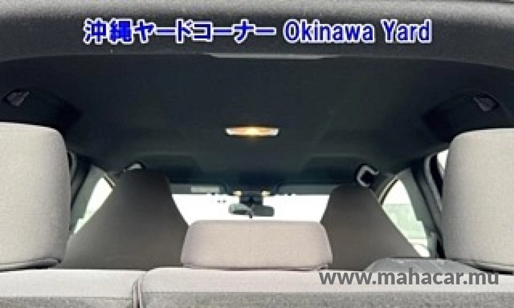 2021 Toyota Yaris Hybrid photo 8