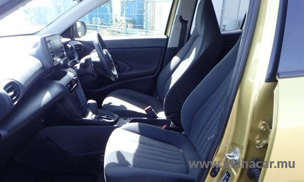 2022 Toyota Yaris Cross Hybrid photo 9