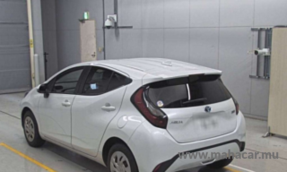 2021 Toyota AQUA photo 6