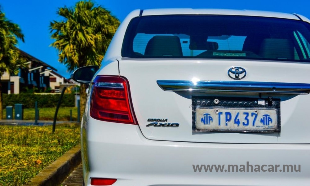 2018 Toyota Corolla Axio photo 12