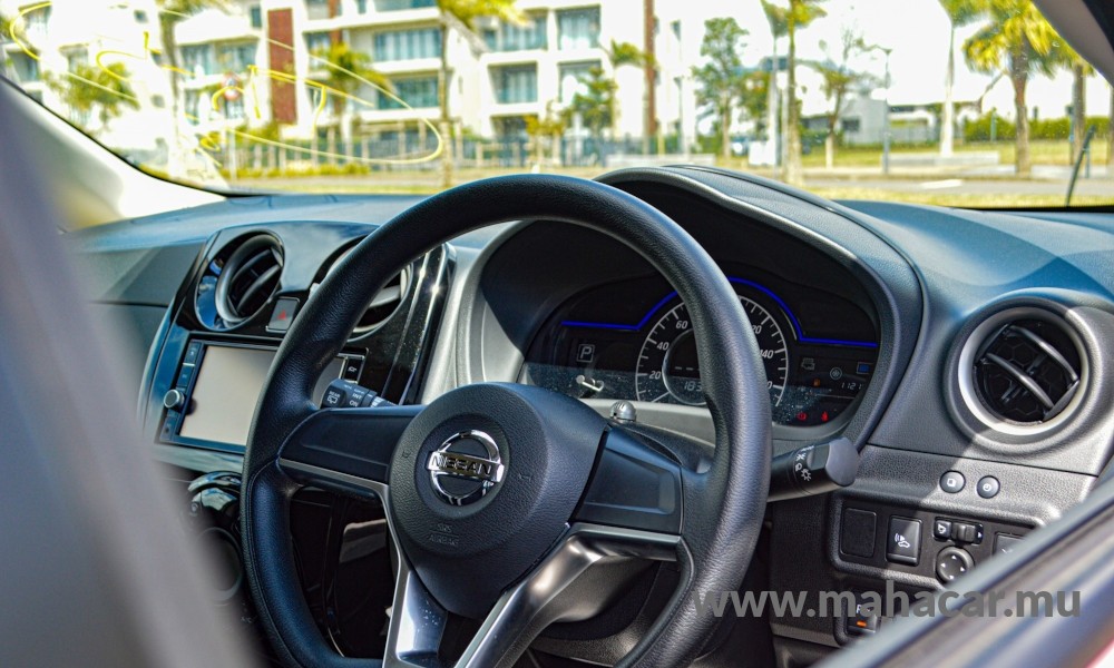 2019 Nissan NOTE E-POWER photo 4