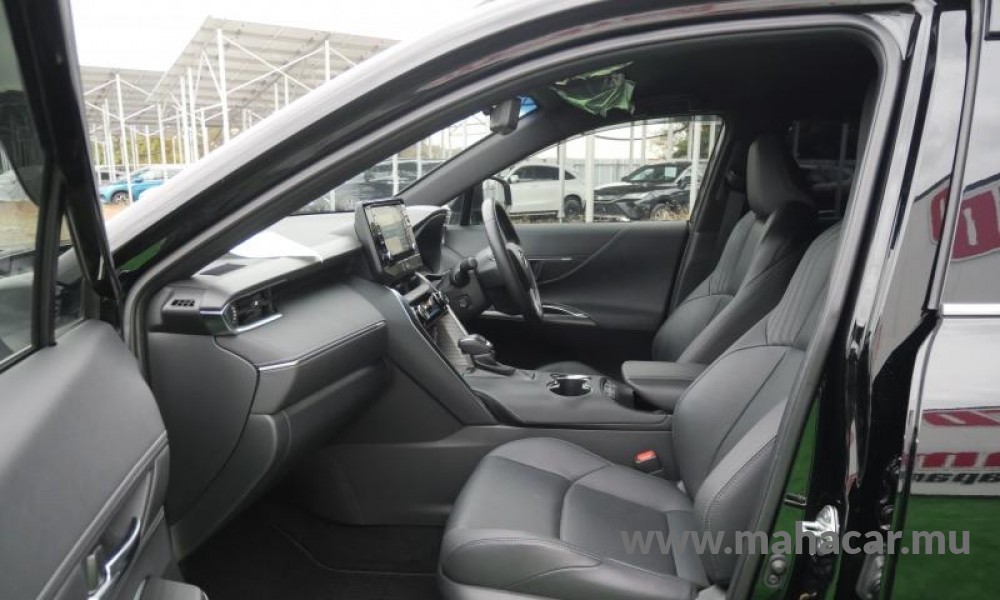 2022 Toyota Harrier photo 7