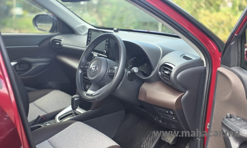 2022 Toyota Yaris Cross Hybrid photo 5