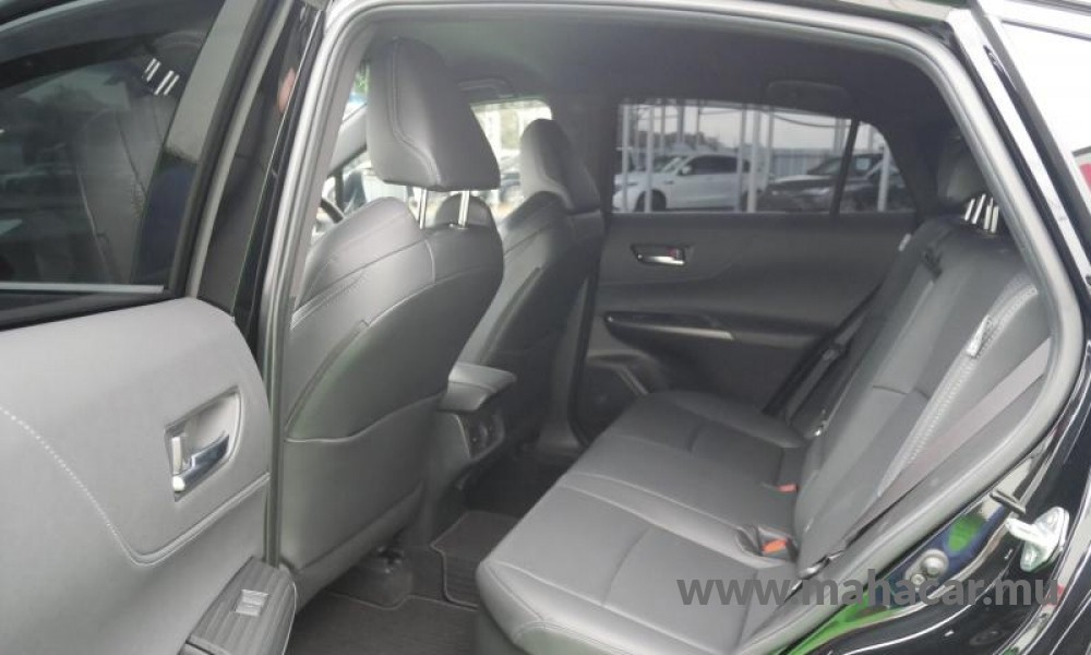 2022 Toyota Harrier photo 8