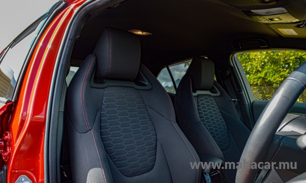 2020 Toyota Corolla photo 5