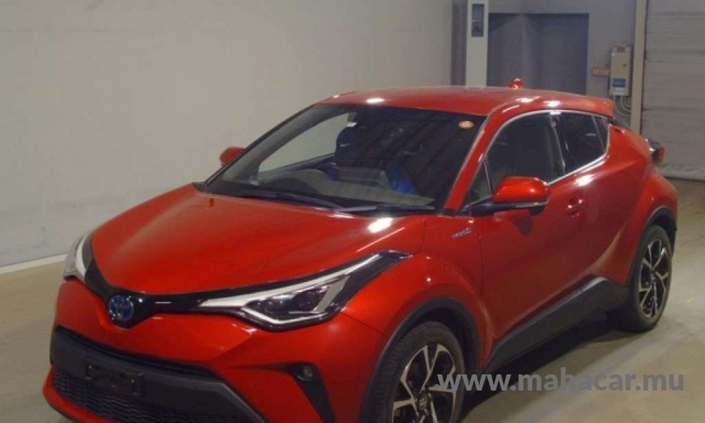 2020 Toyota CHR HYBRID, Red